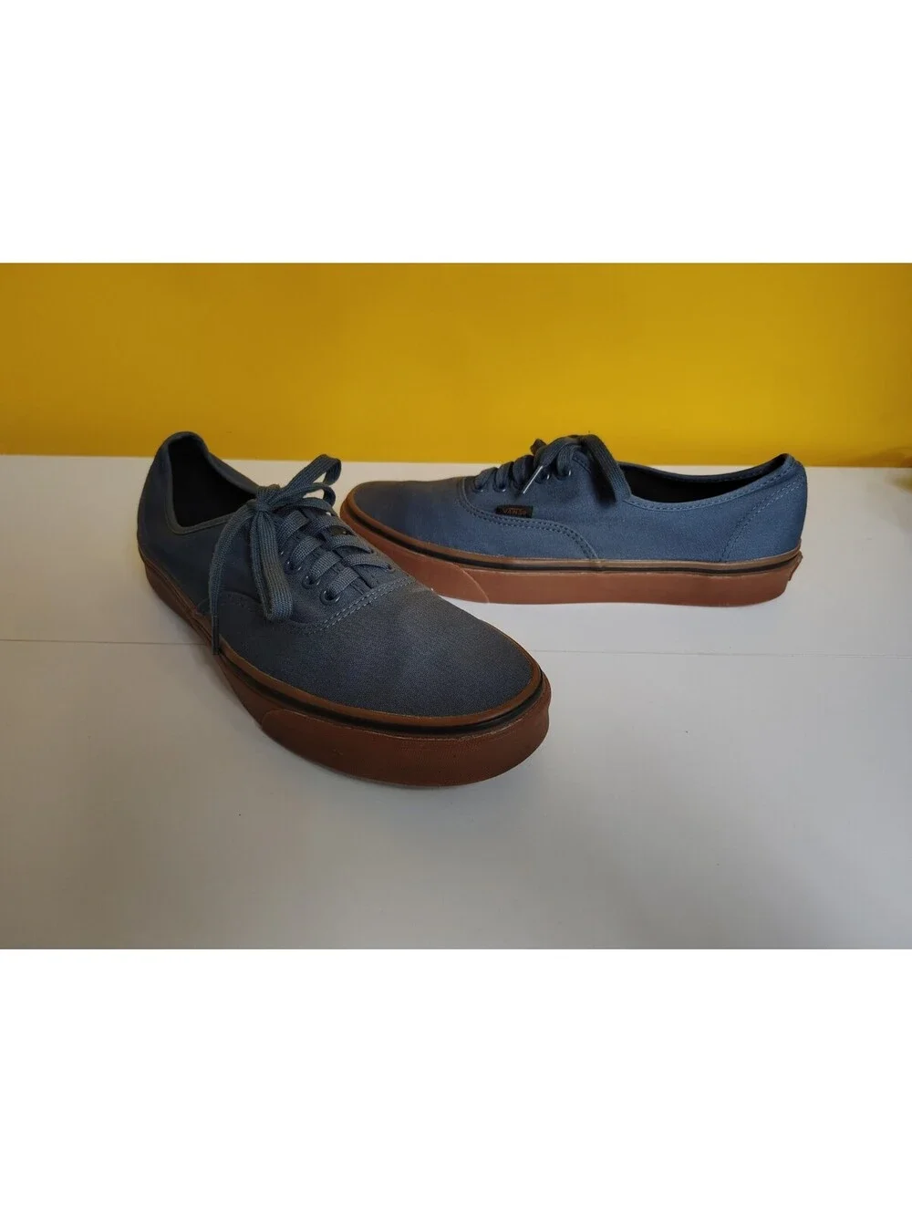 Vans Authentic Navy Blue Gum Sole Skate Shoes Mens Size 12 Low Top Canvas